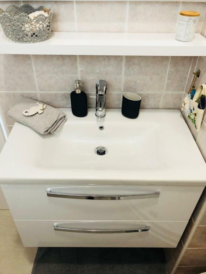 Apartment Danijela Novalja Kültér fotó